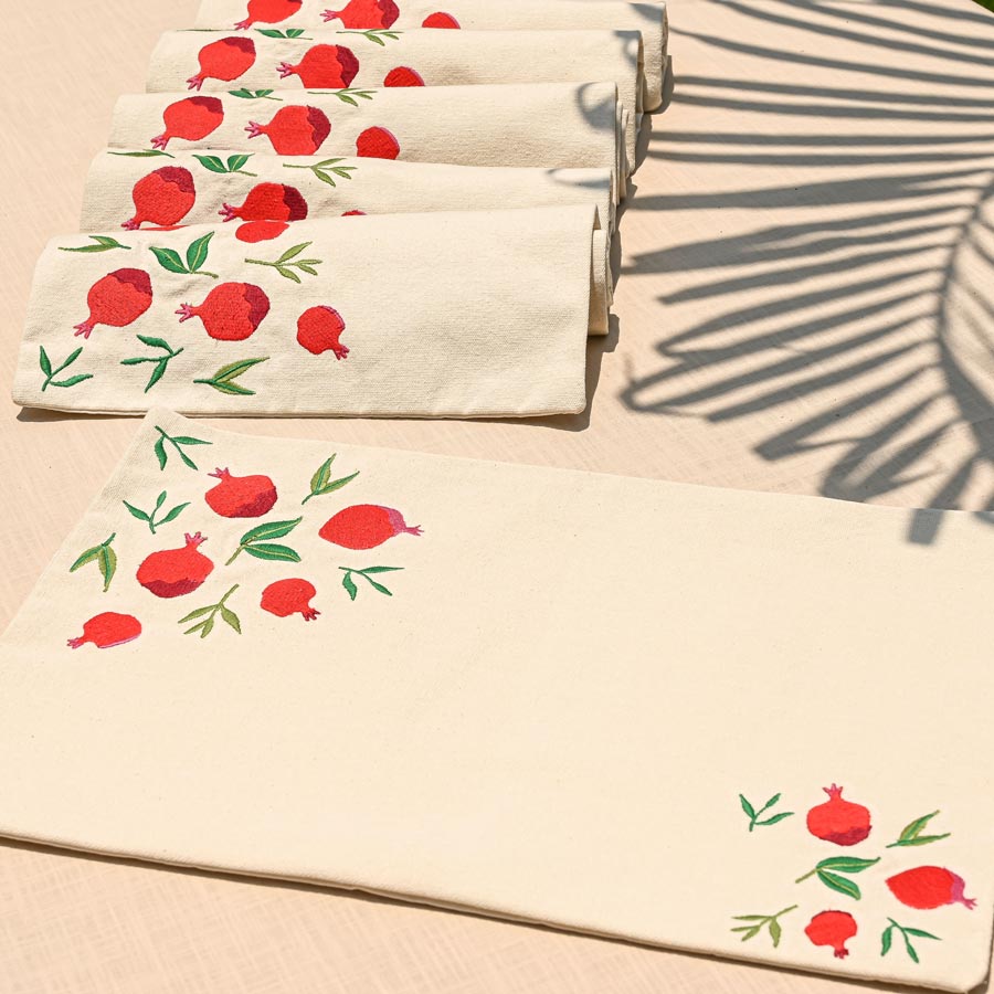Pomegranate Placemats Set