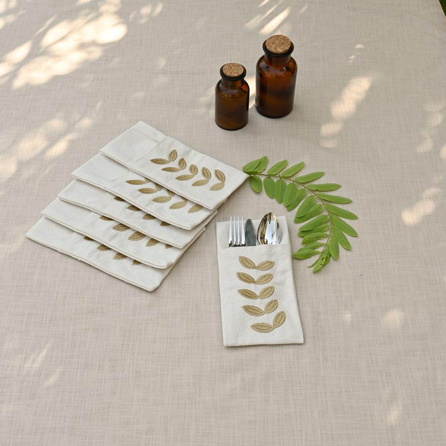 Roman Leaves Cutlery Sleeves Set