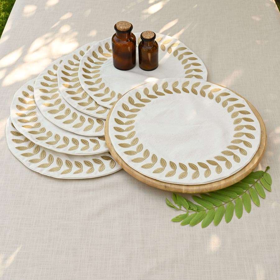 Roman Placemats Set