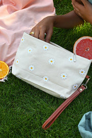 Daisy Pouch
